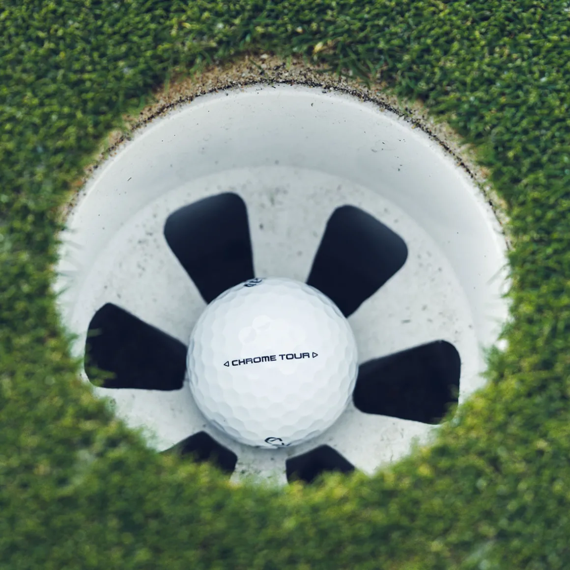 callaway_chrome_tour__gol_11-1.webp Callaway Chrome Tour 12 Golf Ball Pack