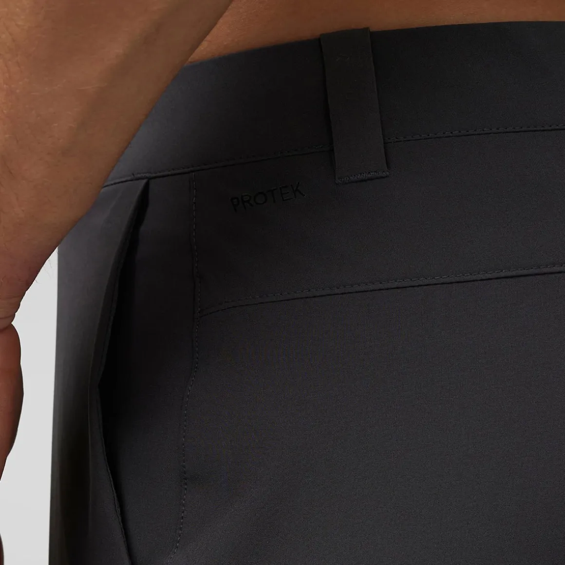castore_mens_golf_trouser_3.webp Castore Men's Golf Trousers