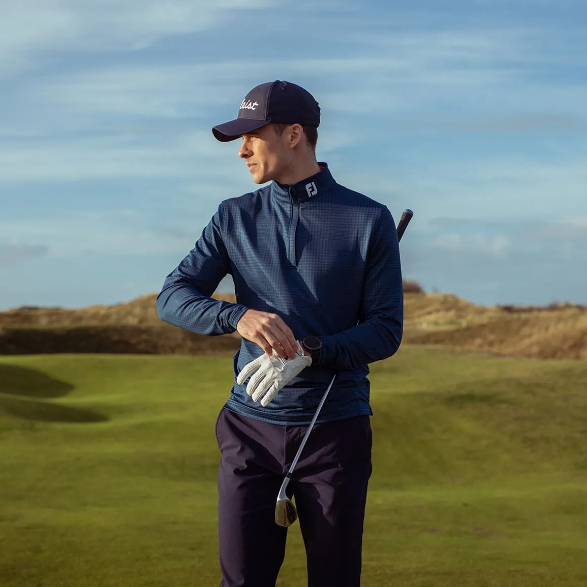 FootJoy Men's Glen Plaid Chill-Out Golf Midlayer