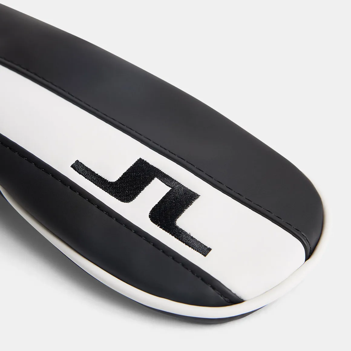 jlindeberg_hybrid_golf_he_2.webp J.Lindeberg Hybrid Golf Head Cover