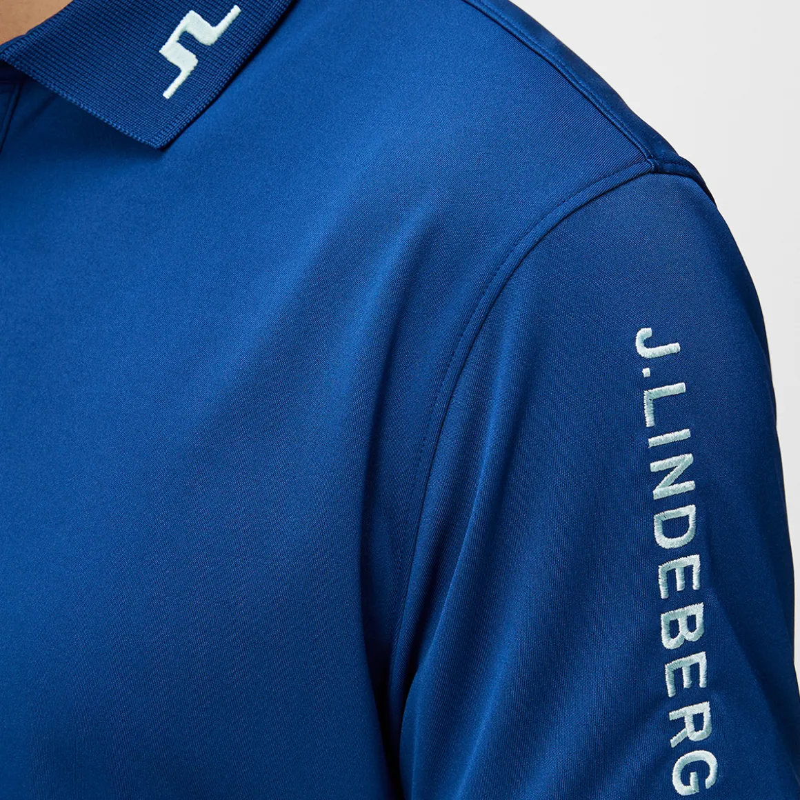 jlindeberg_mens_tour_tech_2-11.webp J.Lindeberg Men's Tour Tech Golf Polo Shirt