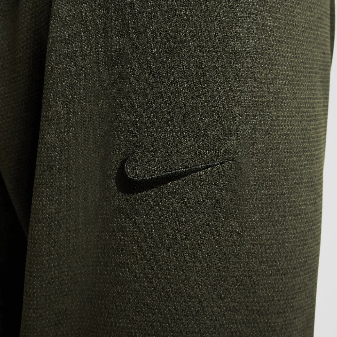 nike_mens_thermafit_victo_3.webp Nike Men's Therma-FIT Victory Quarter Zip Golf Mid Layer