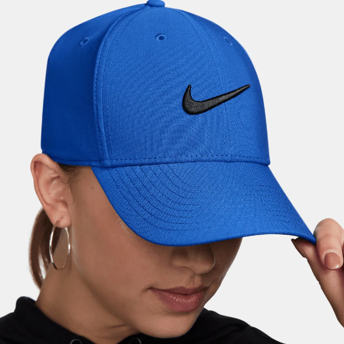 nike_unisex_structured_sw_2.webp Nike Unisex Structured Swoosh Golf Cap