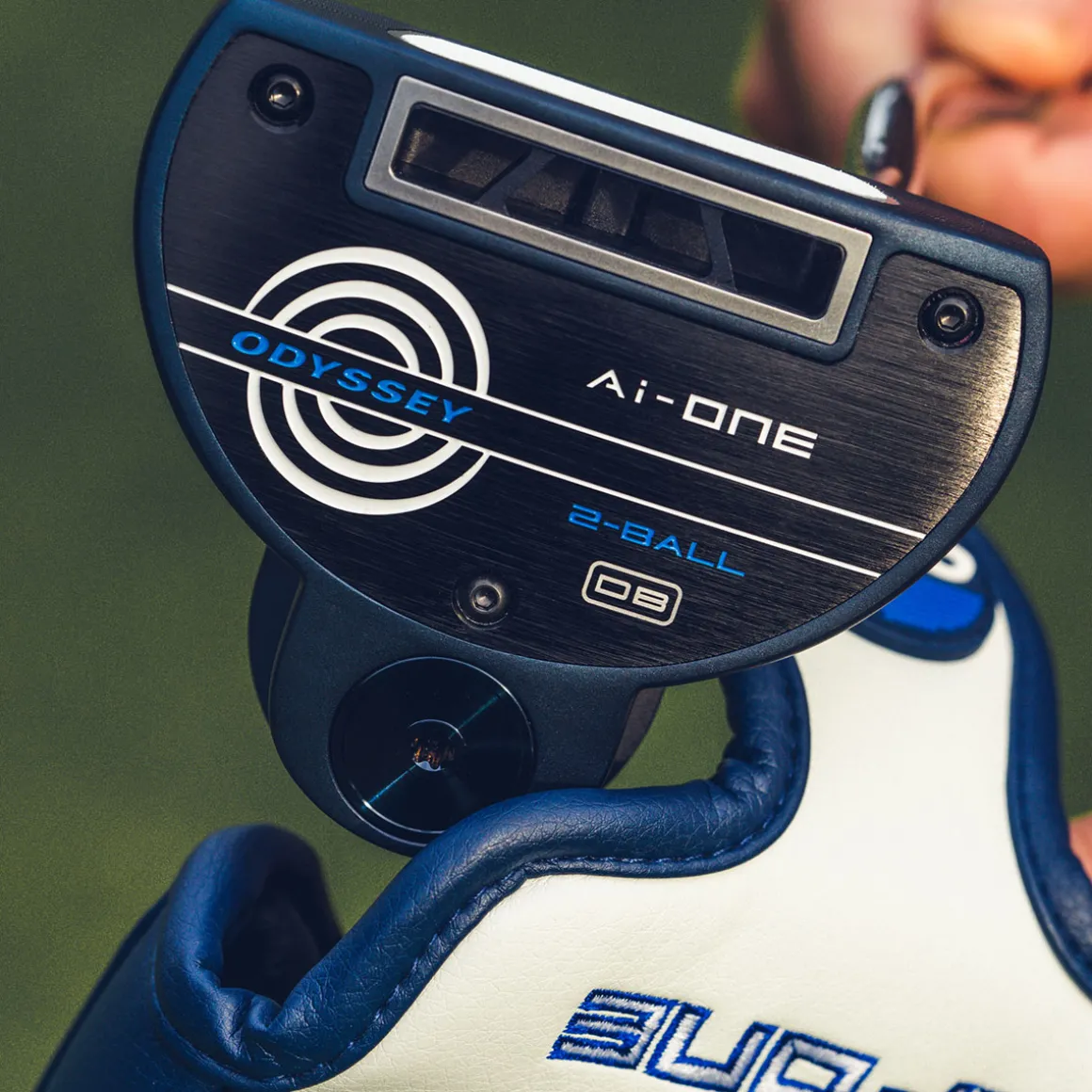 odyssey_aione_ball_db_pis_8.webp Odyssey Ai-ONE 2-Ball DB Pistol Golf Putter