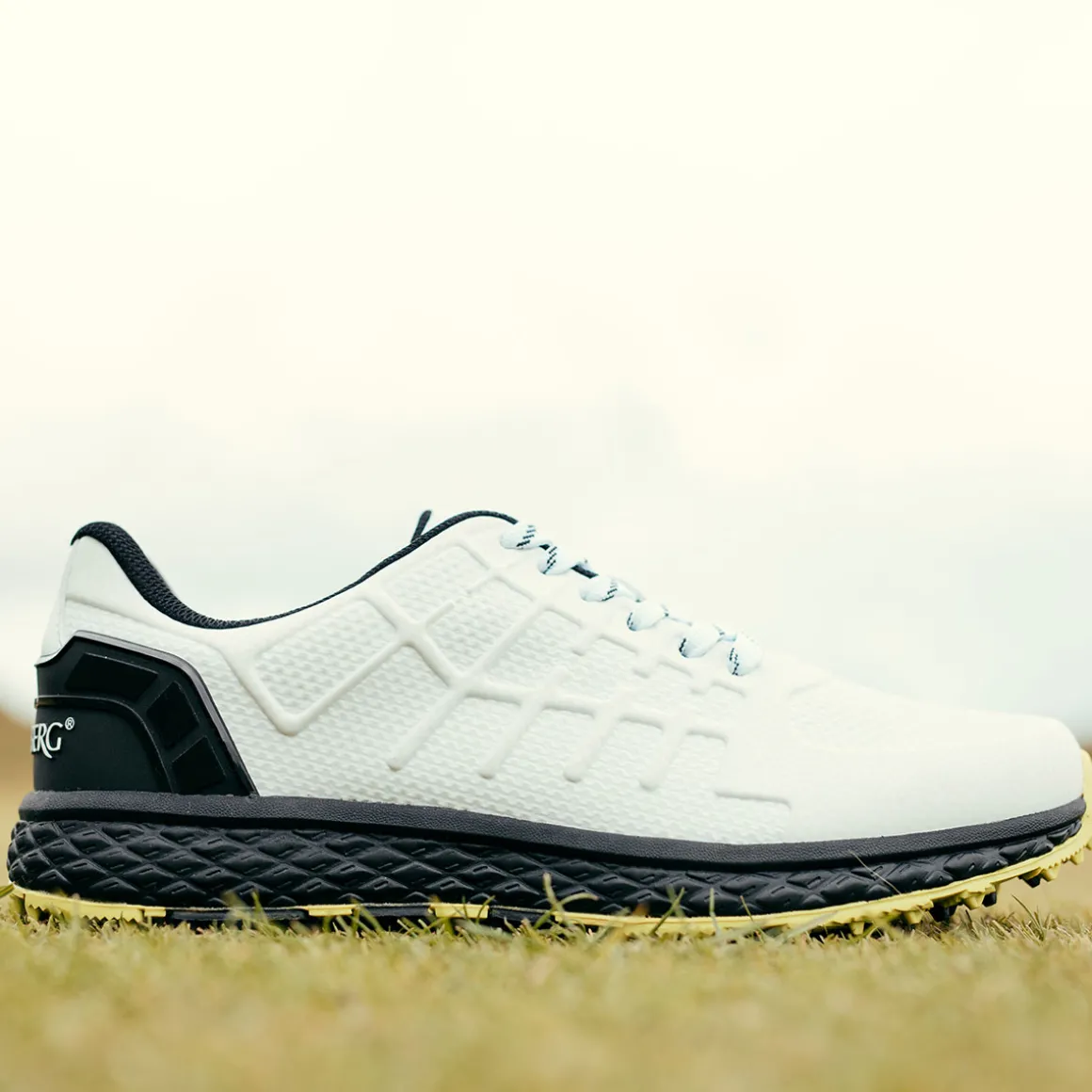 stromberg_mens_razor_wate_3.webp Stromberg Men's Razor Waterproof Spikeless Golf Shoes