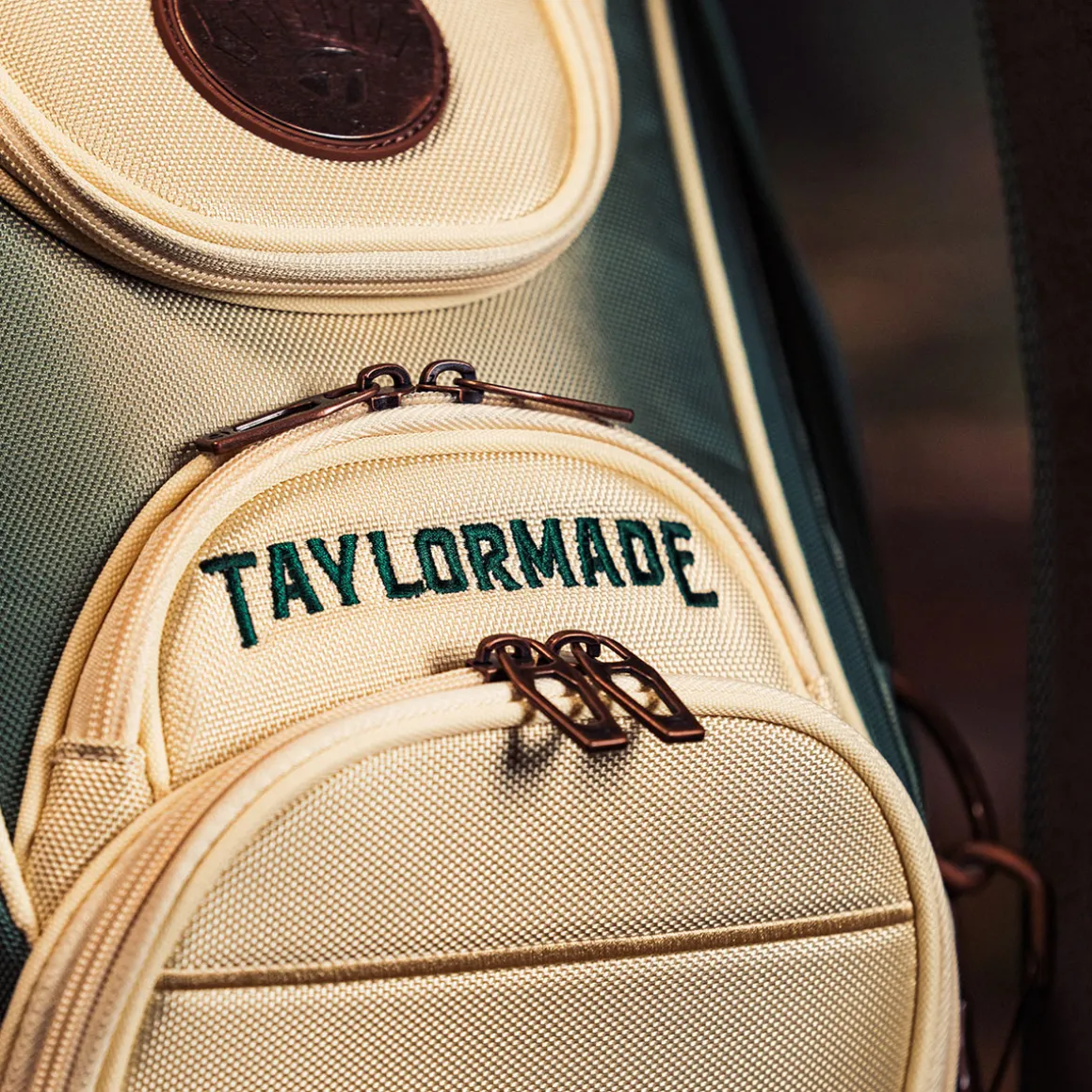 taylormade_summer_commemo_8.webp TaylorMade Summer Commemorative Golf Staff Bag