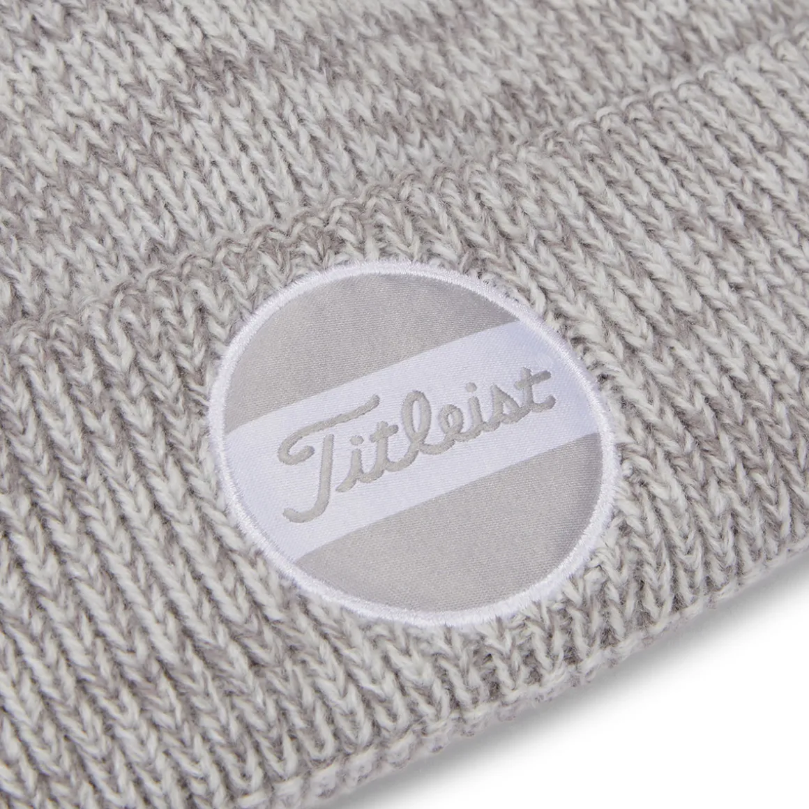 titleist_junior_boardwalk_2.webp Titleist Junior Boardwalk Pom Pom Golf Beanie