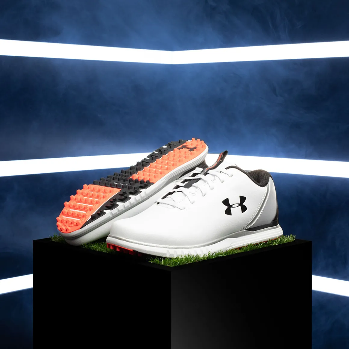 Under Armour Men's Medal Waterproof Spikeless Golf Shoes